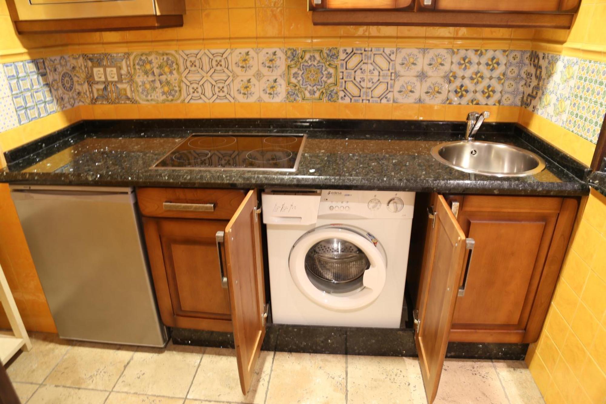 Apartamentos La Pontiga *** Infiesto Bilik gambar